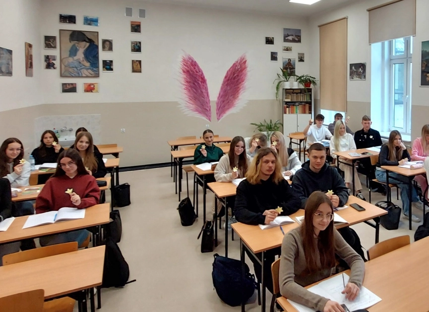 Warsztaty upamiętniające powstanie w getcie warszawskim w ZS w Pasłęku