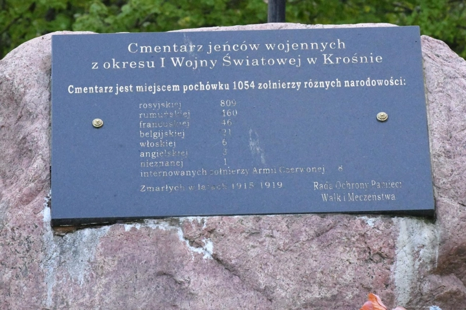 Nieco zapomniany cmentarz