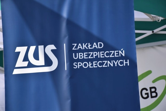 Waloryzacja i trzynaste emerytury – ZUS zakończył wysyłkę listów
