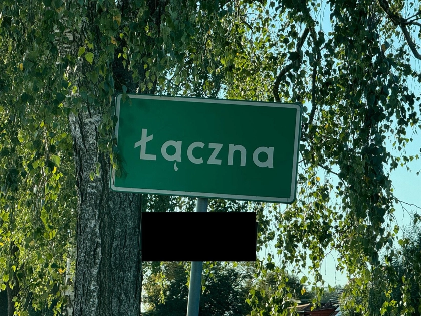 Łączna - zebranie na przystanku