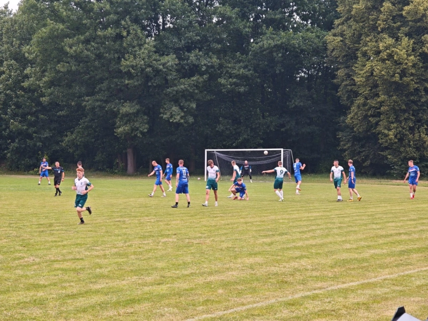 Remis Polonii w sparingu z Powiślem