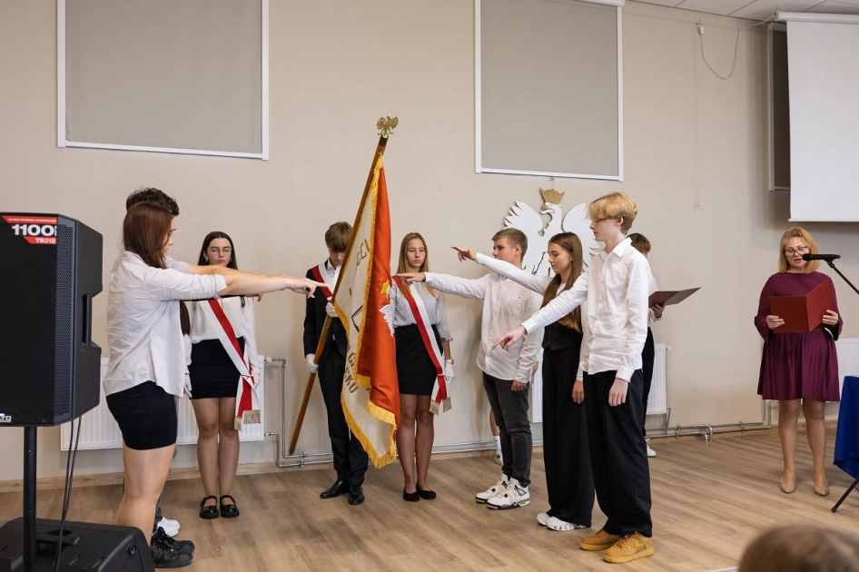 Ślubowanie klas pierwszych w Zespole Szkół – wyjątkowy początek nowej drogi