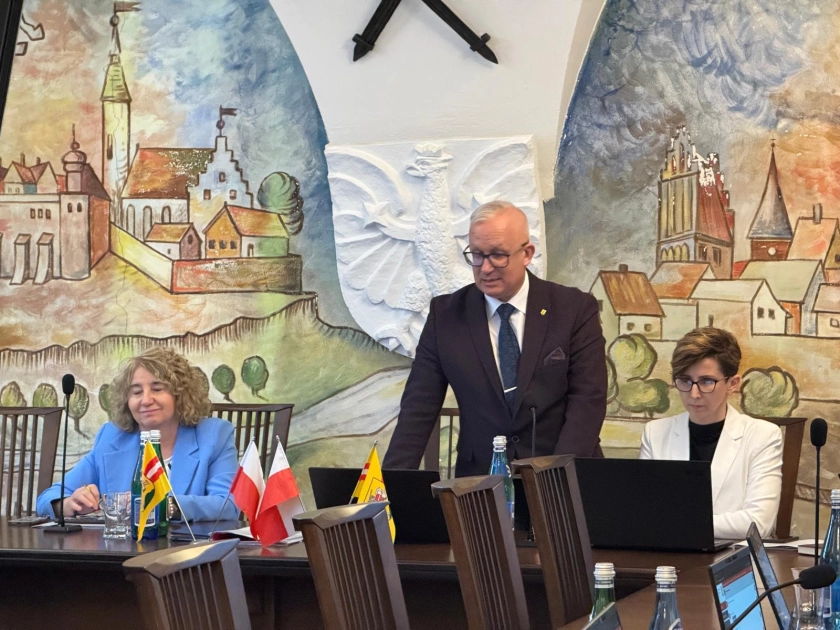 Sesja XXIII – zmiana budżetu, podatki i kredyt