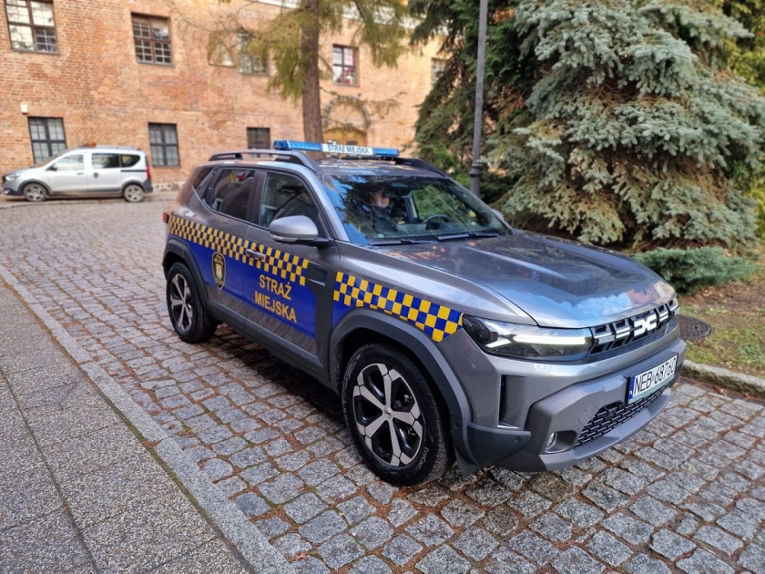 Radiowóz jest, strażników brak