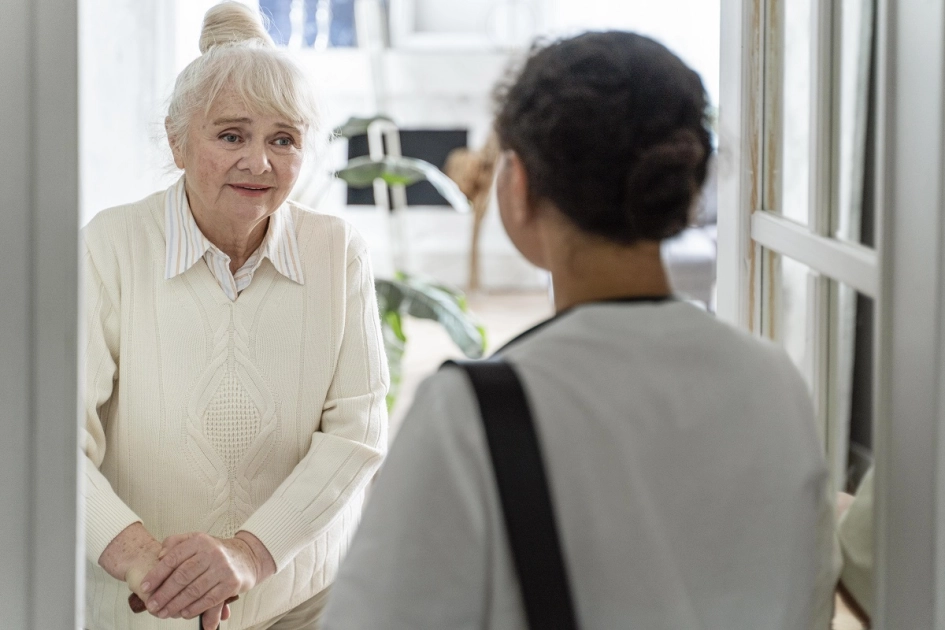 Kiedy senior może spodziewać się wizyty pracownika ZUS-u w domu &nbsp;