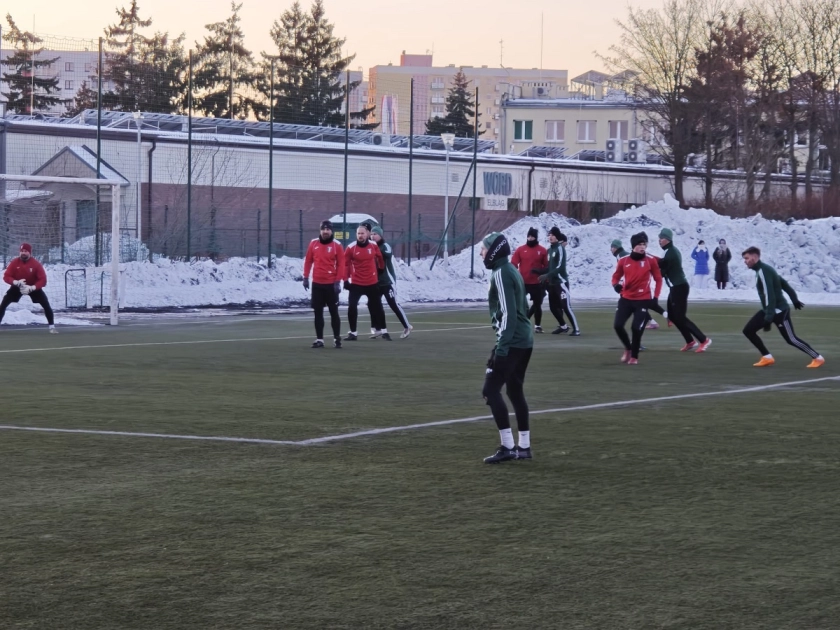 Remis w drugim sparingu