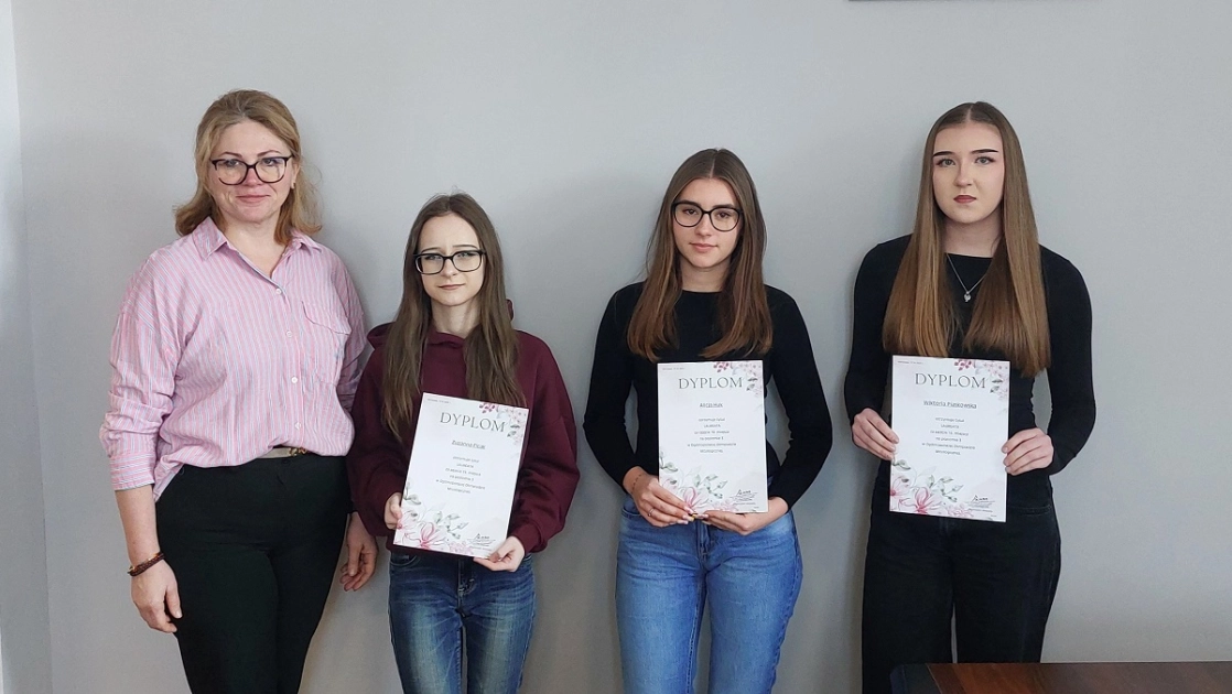 Mitologiczny sukces uczennic Zespołu Szk&oacute;ł