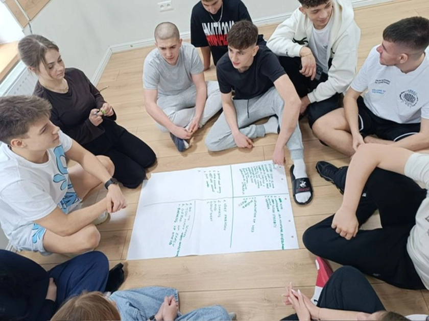 Język, kultura i integracja &ndash; wyjazd uczni&oacute;w ZSEiT na Euroweek