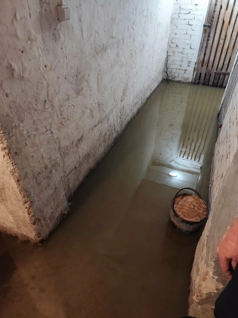 Listy - Zalewanie piwnic w bloku Polna 2