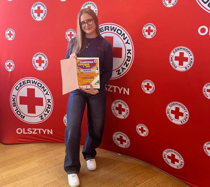 Uczennica Zespołu Szk&oacute;ł wśr&oacute;d najlepszych w Olimpiadzie Zdrowia PCK