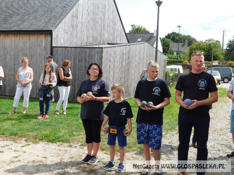 Wizyta mieszkańców Aniołowa we Francji. 