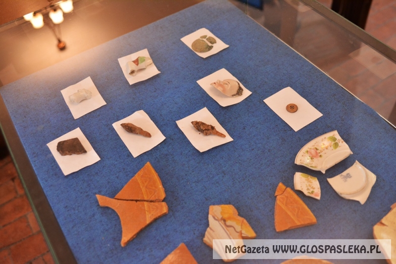 konferencja wykopaliska pod zamkiem