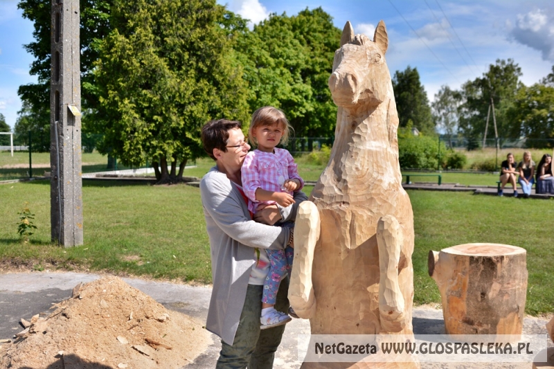 Rzeczna - koniec pleneru rzeźniarskiego 