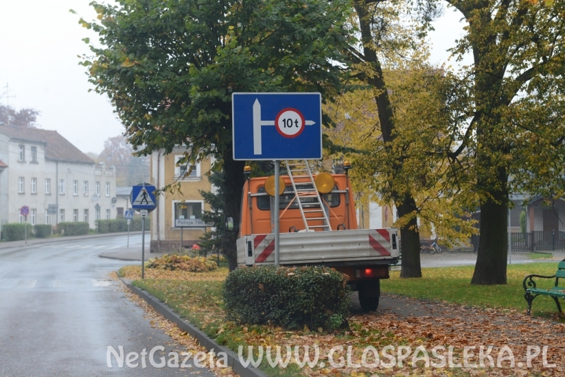 Znaki stoją, wanny jadą