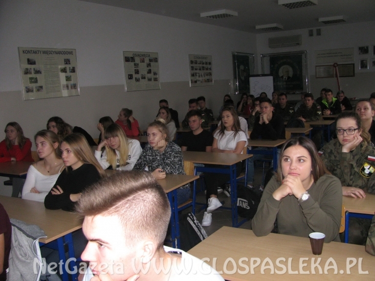 Straż Graniczna szuka rekrutów w ZSEiT