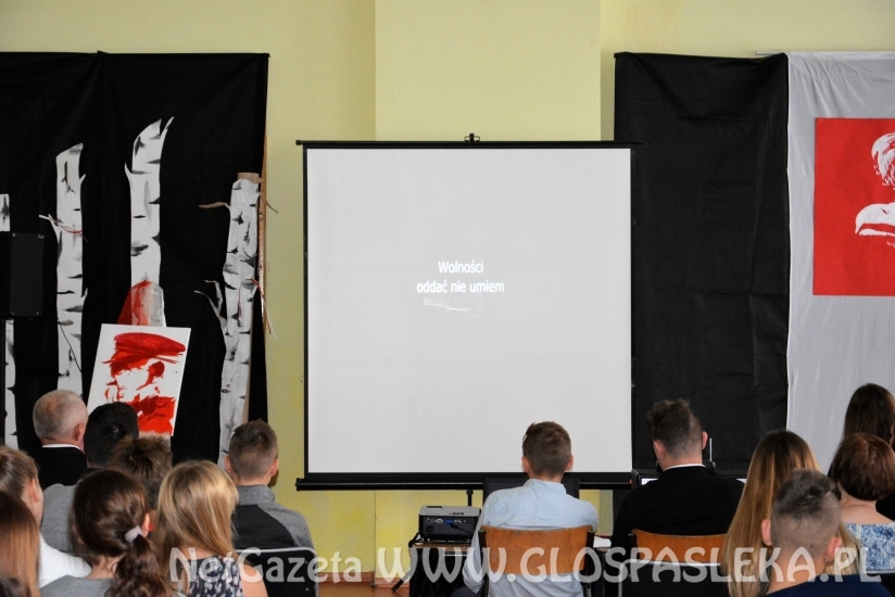 Święto niepodległości w Szkole Podstawowej nr 1 w Pasłęku