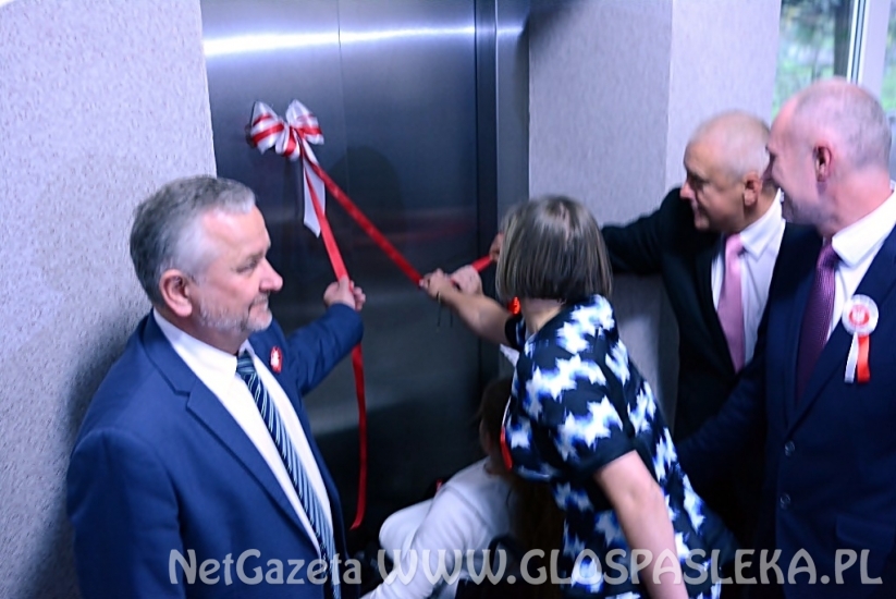 Dzień Niepodległości i oddanie do użytku windy w ZS