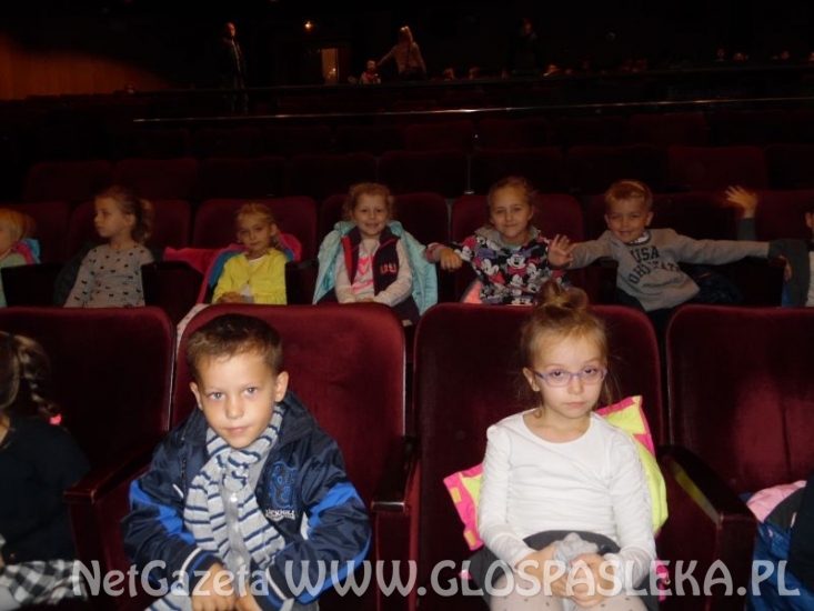 Wyjazd dzieci z Przedszkola nr 1 do olsztyńskiego teatru