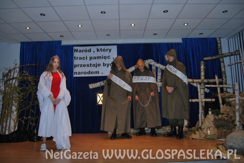 Dzień Niepodległosći w ZSeiT