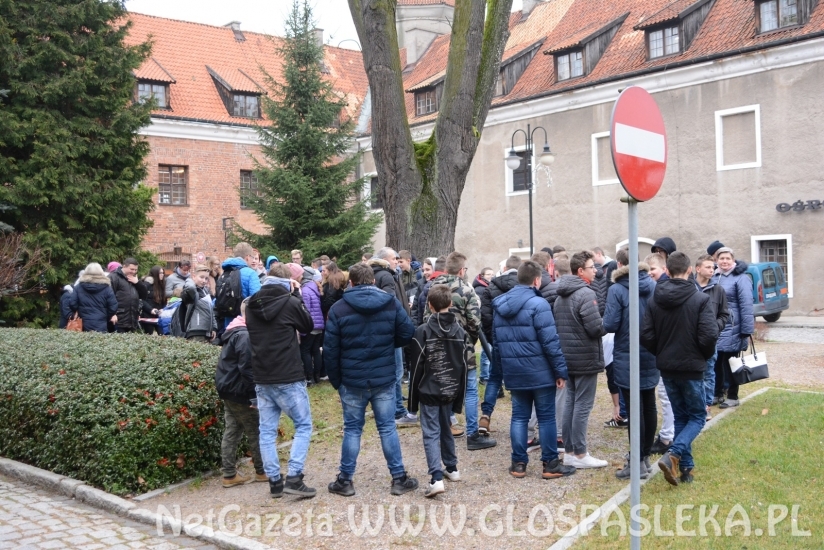 Zakopanie kapsuły czasu 30.11.2017r.