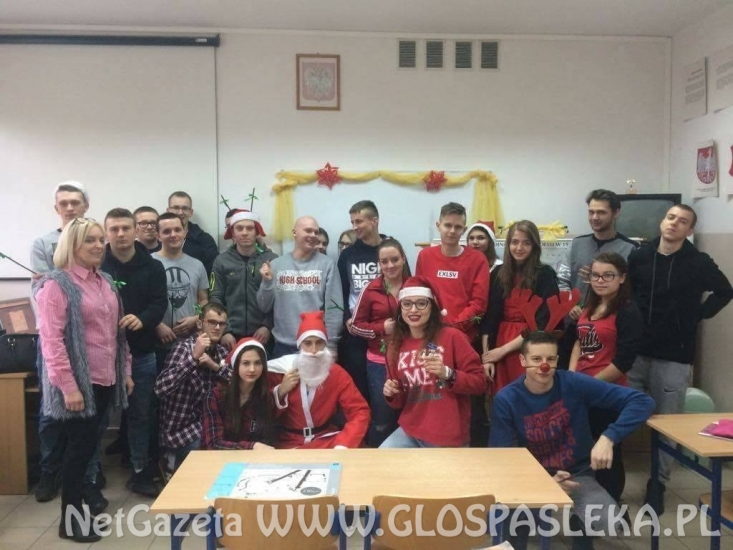 Mikołajki w ZSEiT