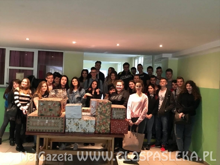 Akcja „SZLACHETNA PACZKA” w ZSEiT zakończona