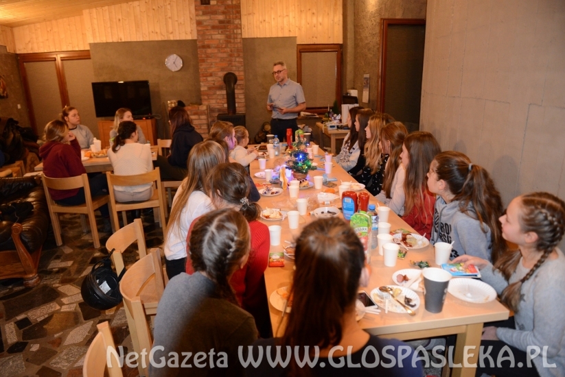 Przedświąteczne skakanie amazonek z Nenii