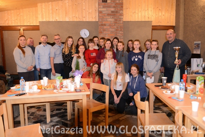 Przedświąteczne skakanie amazonek z Nenii