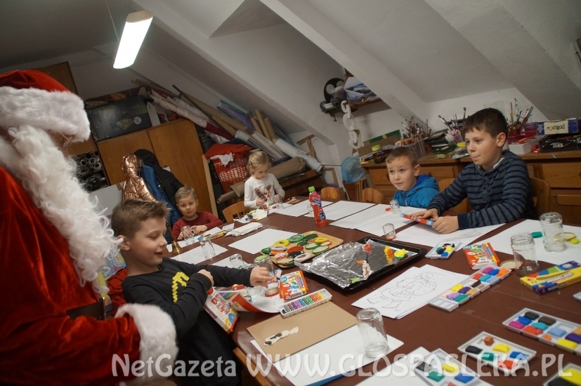 Mikolaj w galerii POK