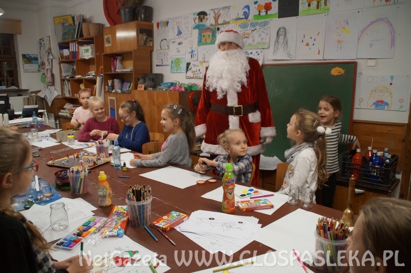 Mikolaj w galerii POK