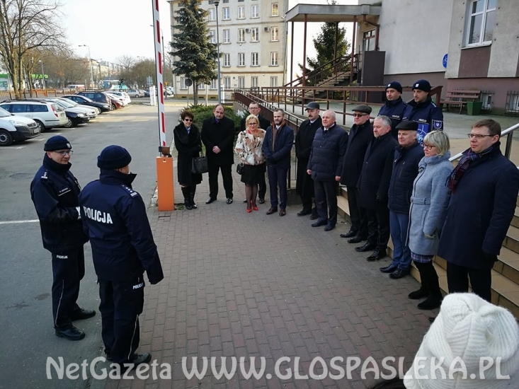 Przekazanie policyjnych radiowozów