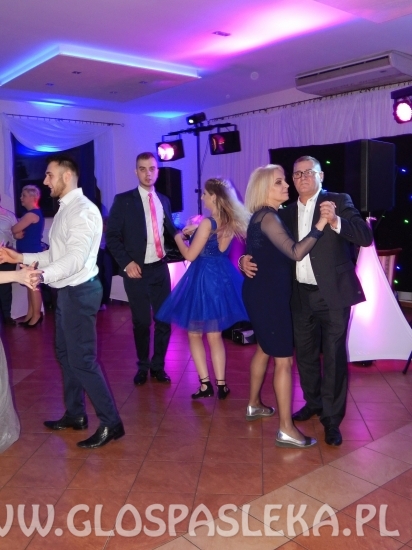 Studniówkowa zabawa uczniów ZSEiT