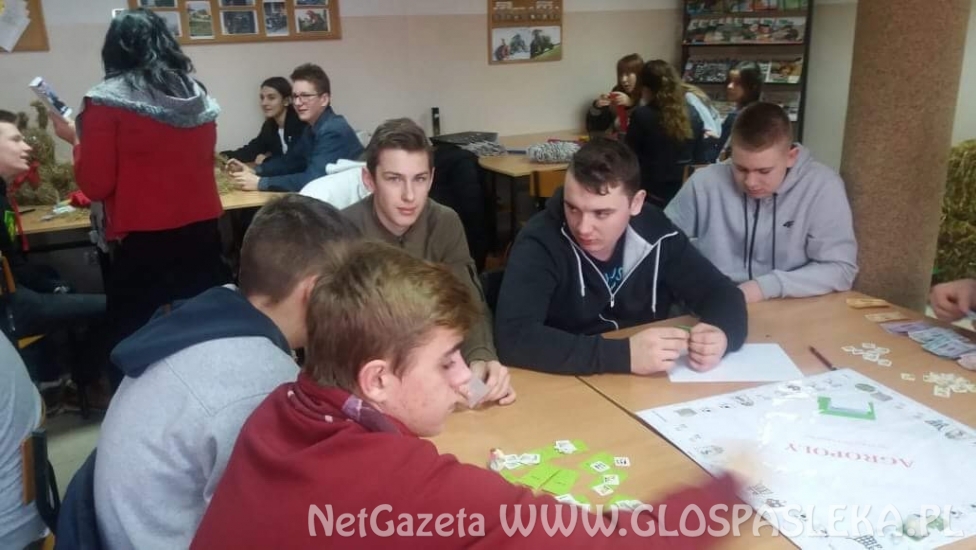 W ZSEiT  „ Kształcenie w zawodzie jest w modzie”