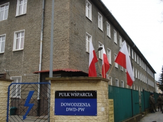 ZSEiT na inauguracji 16. pułku wsparcia dowodzenia
