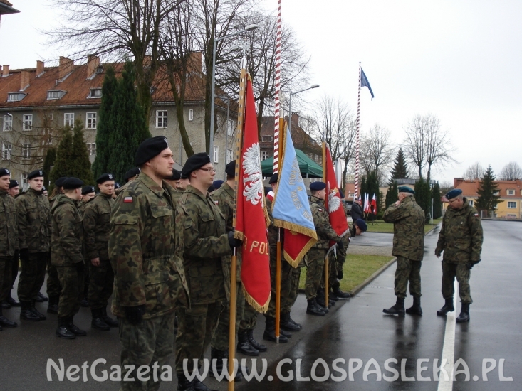 ZSEiT na inauguracji 16. pułku wsparcia dowodzenia