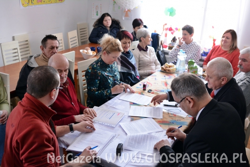 DRULITY - podpisanie umowy na remont świetlicy 09.02.2017r. 