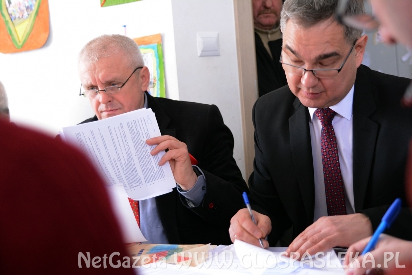 DRULITY - podpisanie umowy na remont świetlicy 09.02.2017r. 