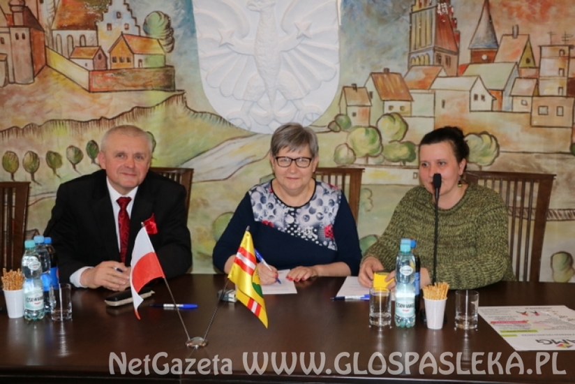 Zadania publiczne 2018 podpisanie umów