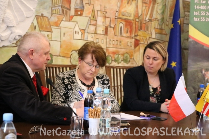 Zadania publiczne 2018 podpisanie umów