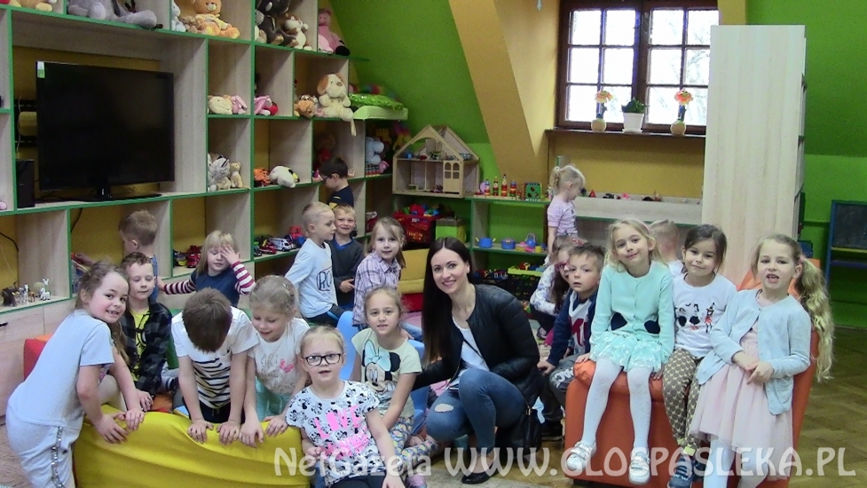 Lekcja biblioteczna przedszkolaków