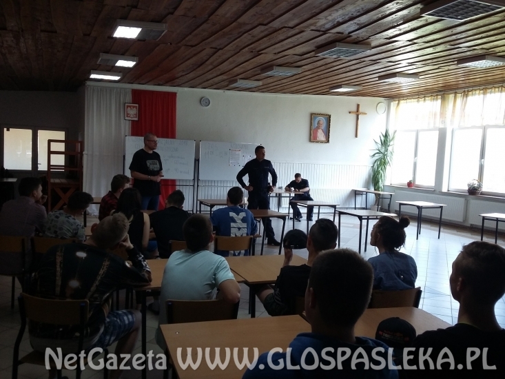 Bezpiecznie podczas wakacji