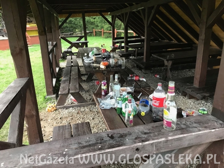 Młodzież się bawi