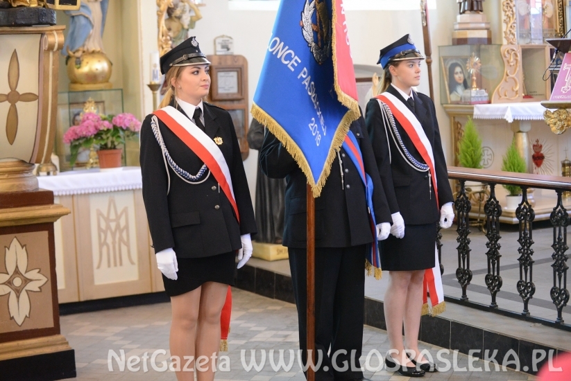 Nowy sztandar OSP w Zielonce Pasłęckiej