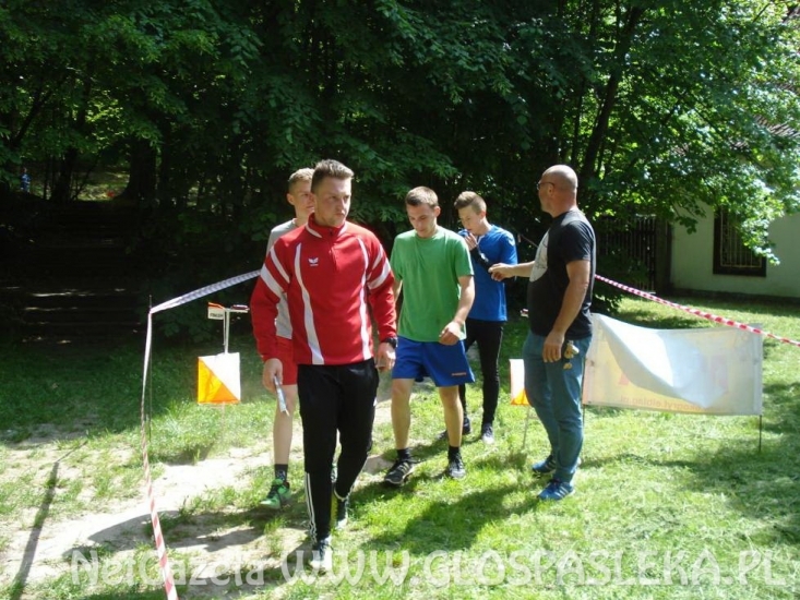 Udział uczniów ZSEiT w Biegu na Orientację