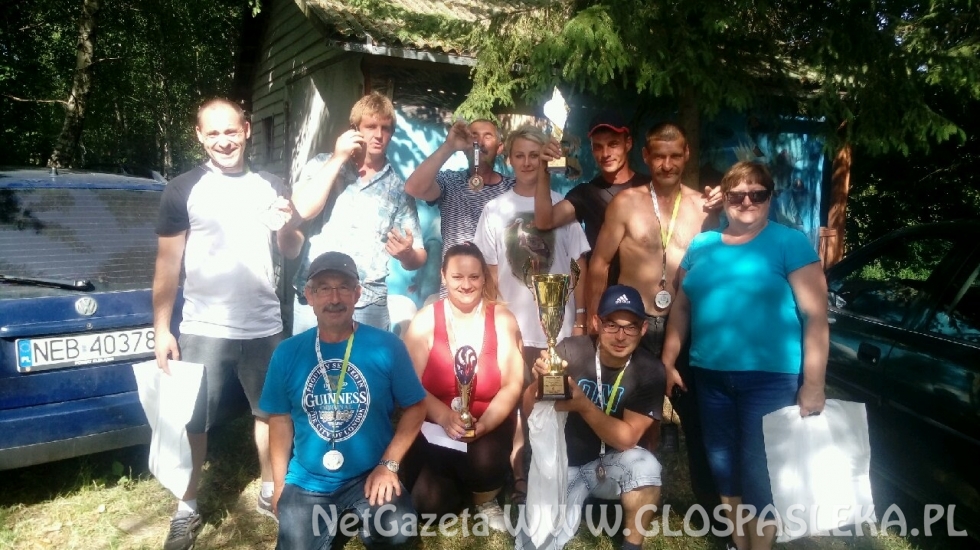 Drużyna z Godkowa zdobyła w Jagodnie 3 puchary