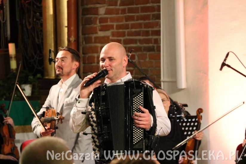 Koncert EOK i Wyrostek