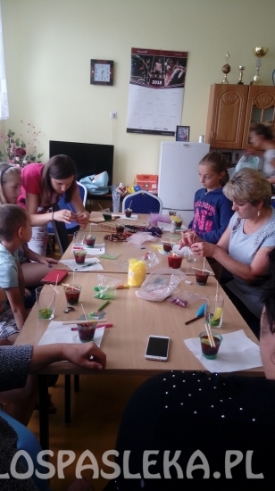 GODKOWO igla z nitką 