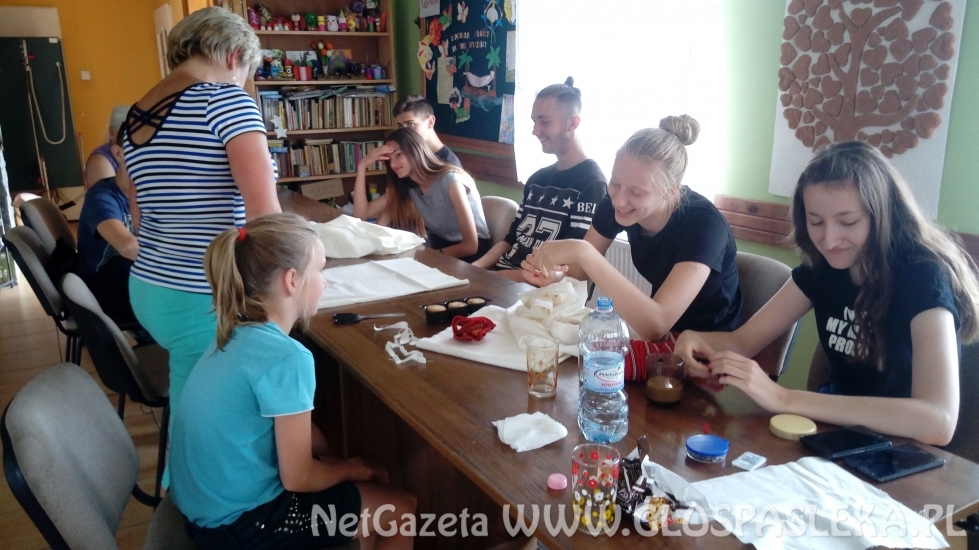 GODKOWO igla z nitką 