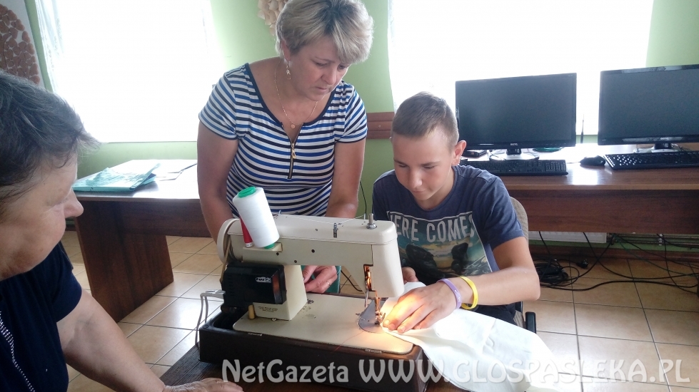 GODKOWO igla z nitką 