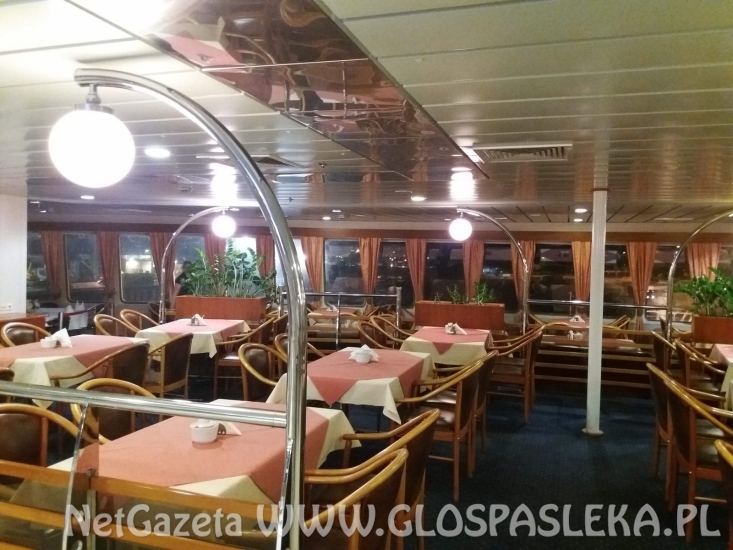 Uczniowie ZSEiT w Pasłęku na promach